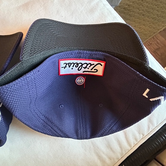 Set of 2 Titleist Pro V1 & Foot-Joy Golf Hats - Navy Blue - Picture 7 of 8